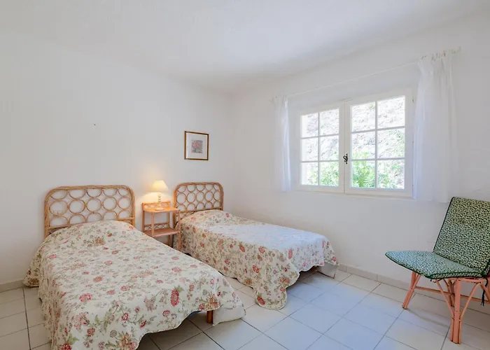 Holiday Home Mas Des Chenes By Interhome