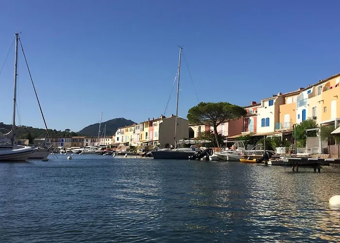Picturesque Maison De Pecheur With View, 4 Bedrooms